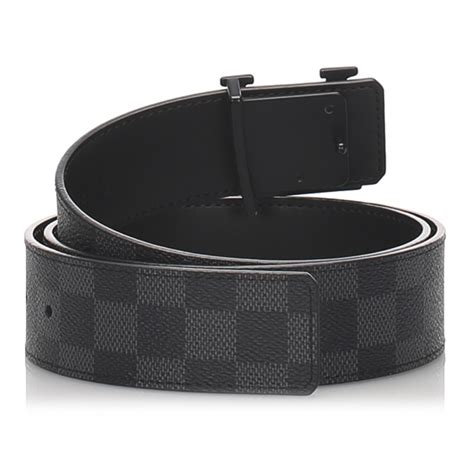 black damier louis vuitton belt.